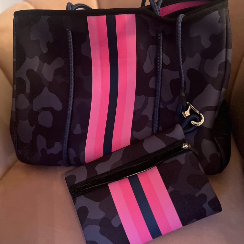 Parker and Hyde large tote with wallet
